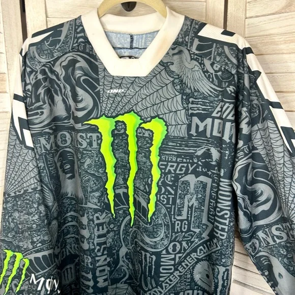 Carbon One Industries x Monster Energy Motocross Jersey Shoulder Pads Gray White - Picture 7 of 14